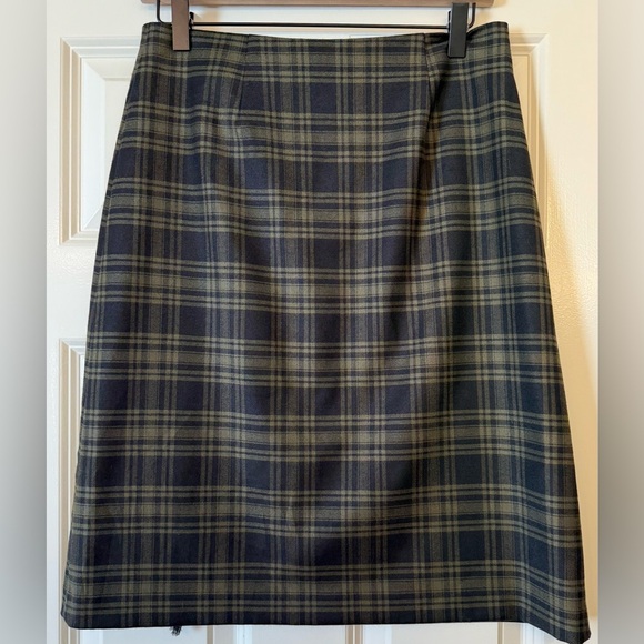 Trina Turk Wool Blend Skirt black dark green plaid Size 6 - Picture 3 of 10